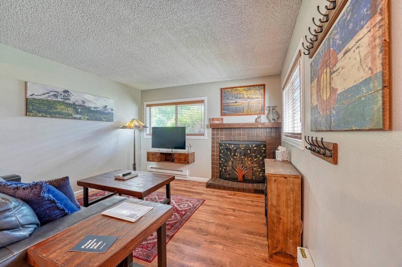 Riverfront Family-Friendly Condo Avon Exterior photo